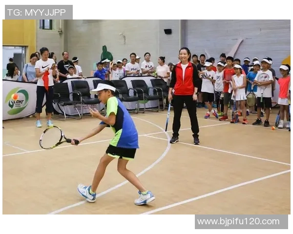 成都网球队在亚运会中的团队协作展现了卓越精神与默契配合